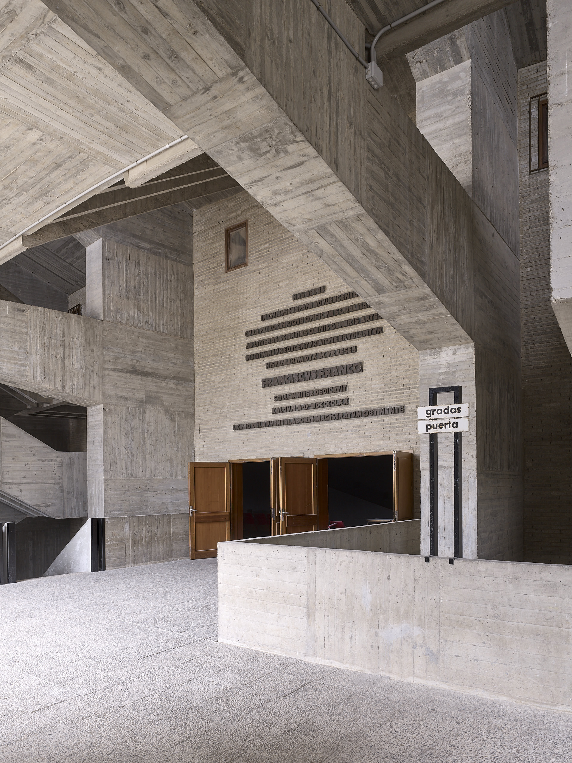 Universidad Laboral Cheste